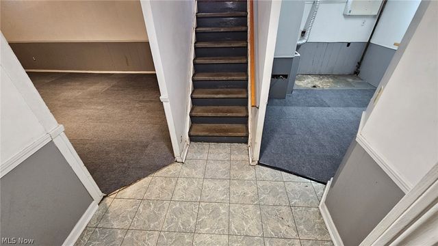 7 Smith Court, Elyria, OH 44035