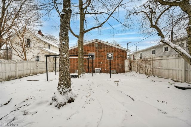 7 Smith Court, Elyria, OH 44035