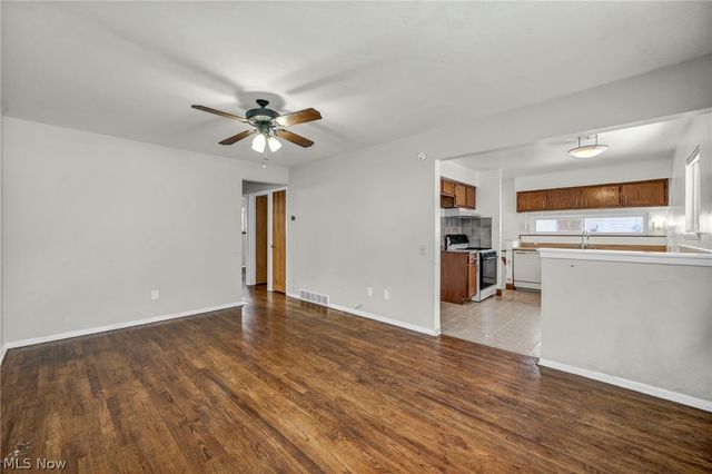 7 Smith Court, Elyria, OH 44035