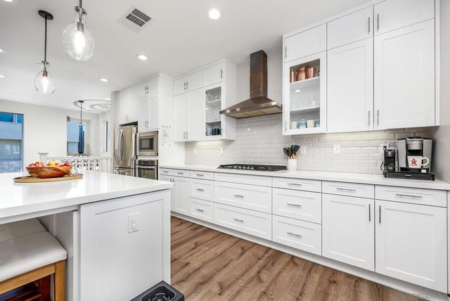 16205 Camden Cir, San Diego, CA 92127