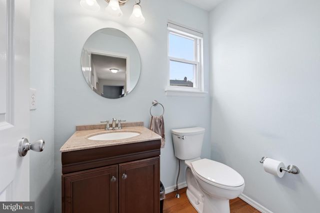 1023 RED OAK DR, Cherry Hill, NJ 08003