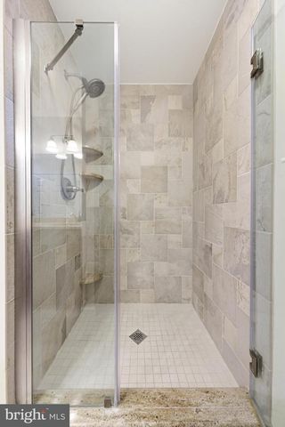 1023 RED OAK DR, Cherry Hill, NJ 08003