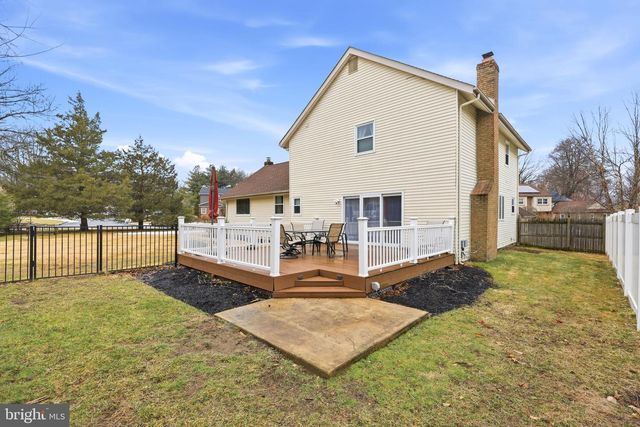 1023 RED OAK DR, Cherry Hill, NJ 08003