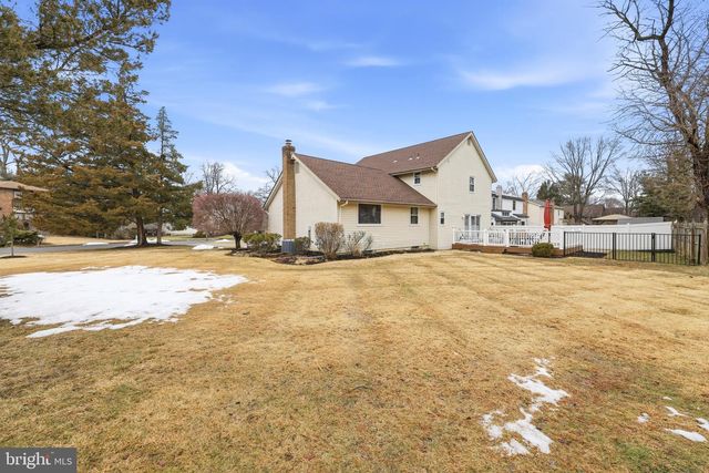 1023 RED OAK DR, Cherry Hill, NJ 08003