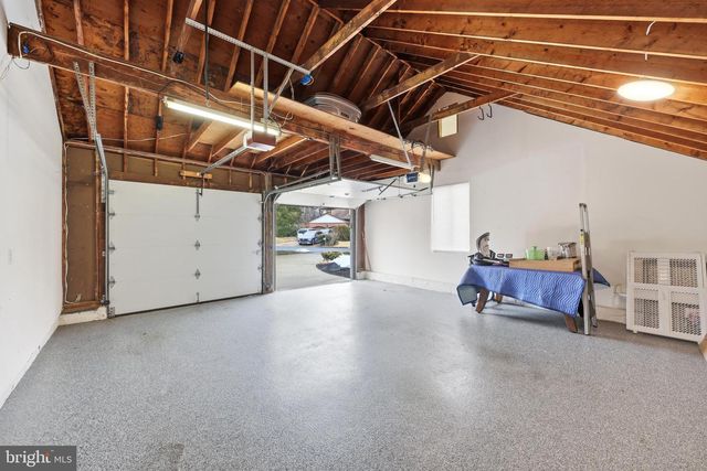 1023 RED OAK DR, Cherry Hill, NJ 08003