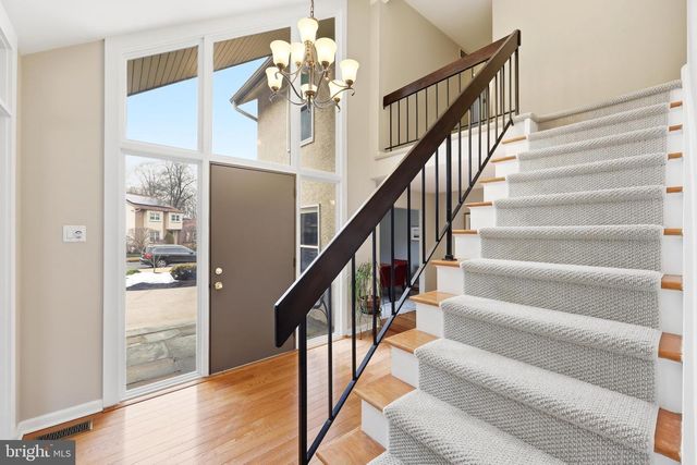 1023 RED OAK DR, Cherry Hill, NJ 08003