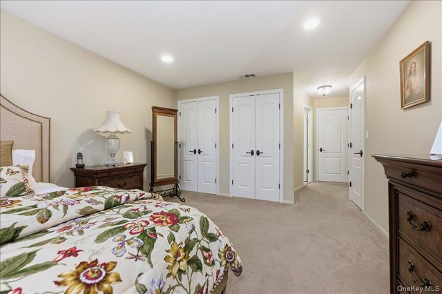 99 S Park Avenue 224, Rockville Centre, NY 11570