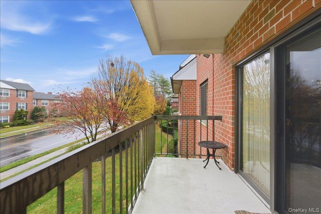 99 S Park Avenue 224, Rockville Centre, NY 11570