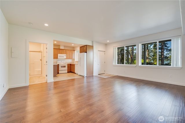 17340 Maple Lane, La Conner, WA 98257