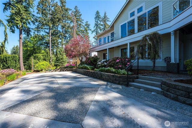 17340 Maple Lane, La Conner, WA 98257