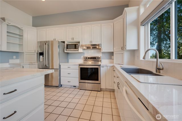 17340 Maple Lane, La Conner, WA 98257
