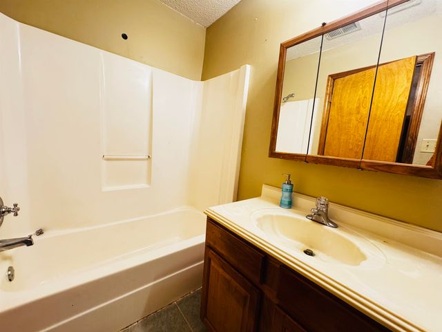 6043 HARVEST HILL CV, Memphis, TN 38141