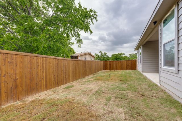 706 Turner Street, Wolfe City, TX 75496