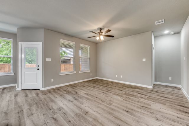 706 Turner Street, Wolfe City, TX 75496