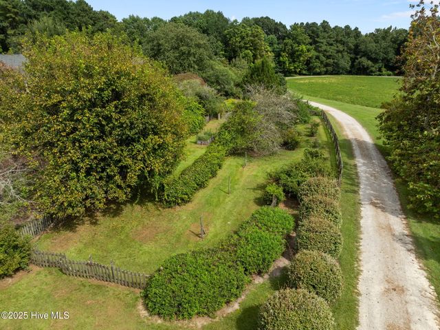 7464 Nc 43 N, Macclesfield, NC 27852