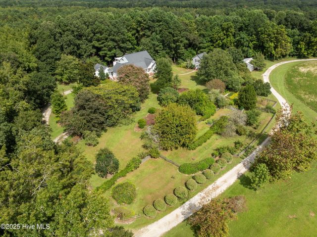 7464 Nc 43 N, Macclesfield, NC 27852