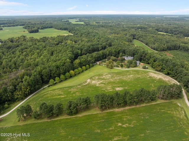 7464 Nc 43 N, Macclesfield, NC 27852