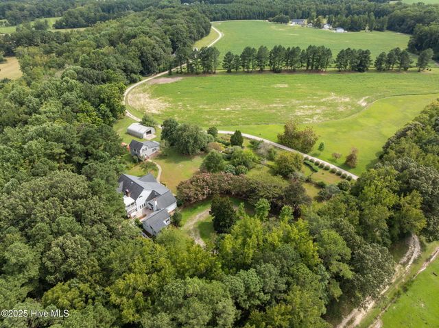 7464 Nc 43 N, Macclesfield, NC 27852