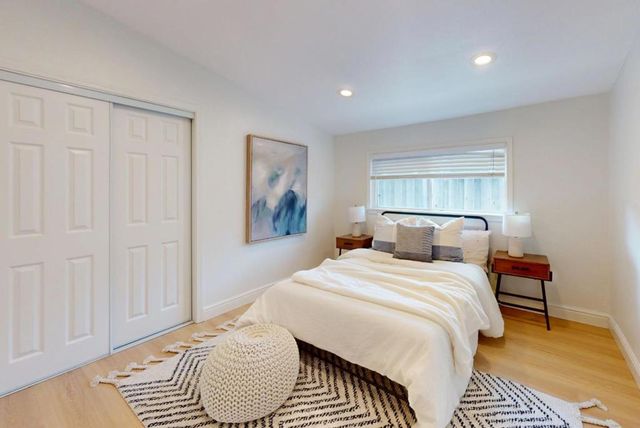 696 Lakehaven Drive, Sunnyvale, CA 94089