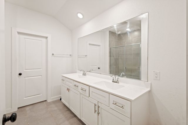 4539 Hogans Alley Drive, Arlington, TX 76001