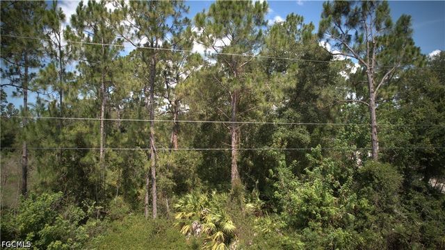 1515 Lincoln AVE, Lehigh Acres, FL 33972
