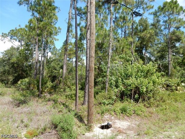 1515 Lincoln AVE, Lehigh Acres, FL 33972