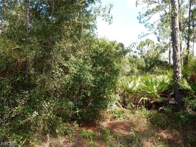 1515 Lincoln AVE, Lehigh Acres, FL 33972