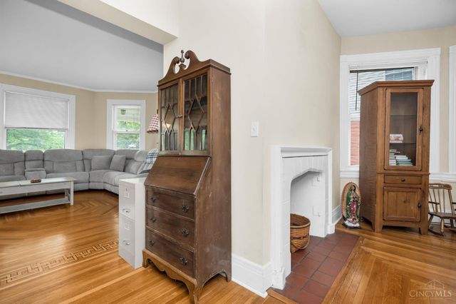 3309 Epworth Avenue, Cincinnati, OH 45211