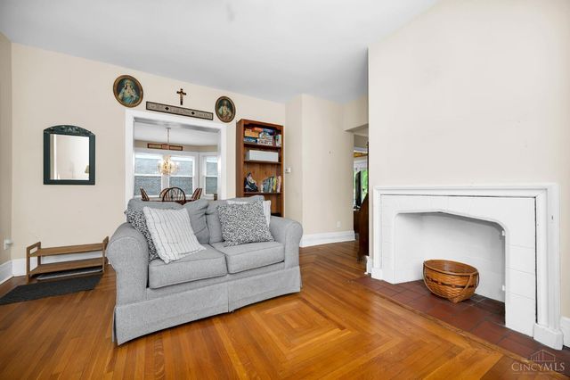 3309 Epworth Avenue, Cincinnati, OH 45211