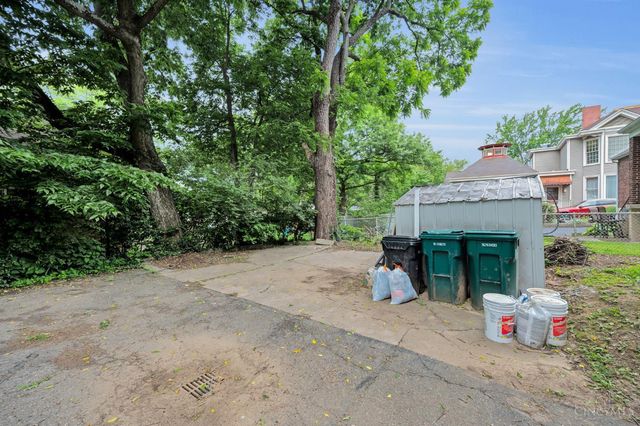3309 Epworth Avenue, Cincinnati, OH 45211