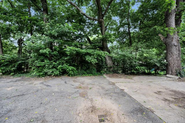 3309 Epworth Avenue, Cincinnati, OH 45211