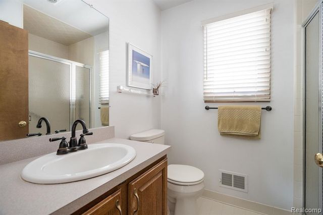 6821 Carriage Creek Drive, Washington, MI 48094