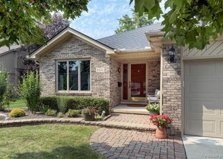 6821 Carriage Creek Drive, Washington, MI 48094