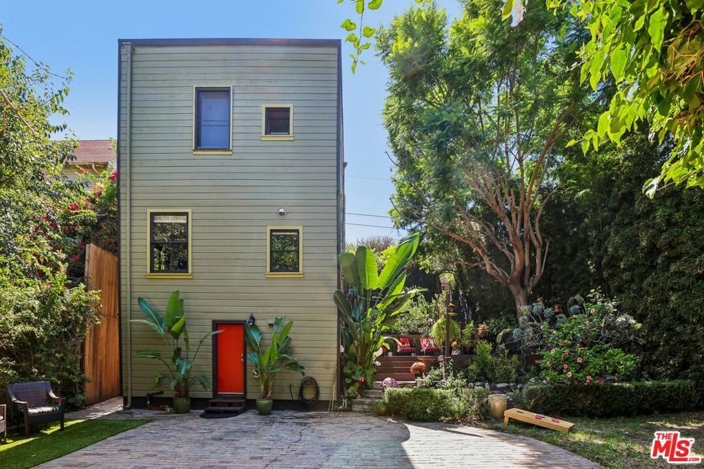 954 E Edgeware Road, Los Angeles, CA 90026 — photo 2
