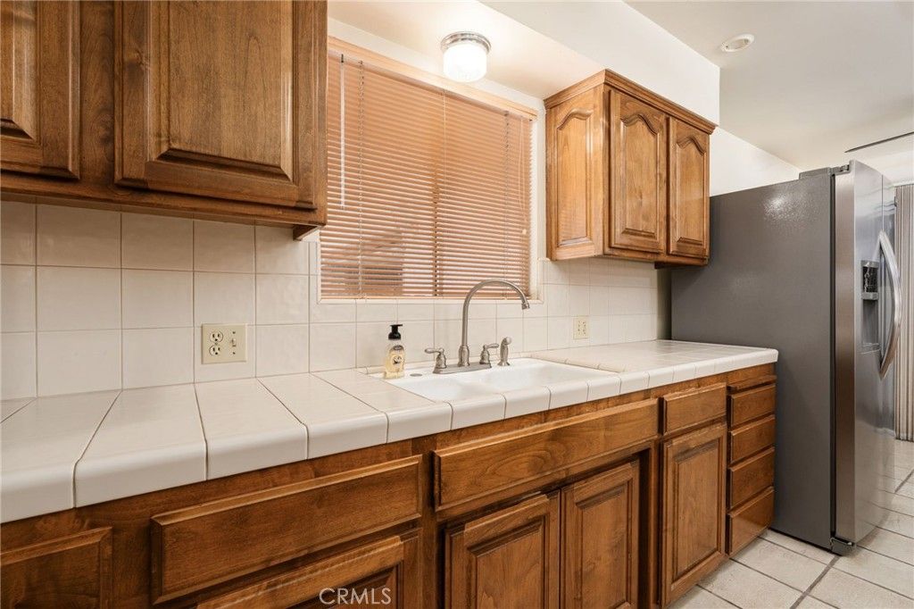Image 6 of property listing at 467 Brimmer, Merced, CA 95341