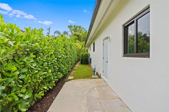 517 Palermo Ave, Coral Gables, FL 33134