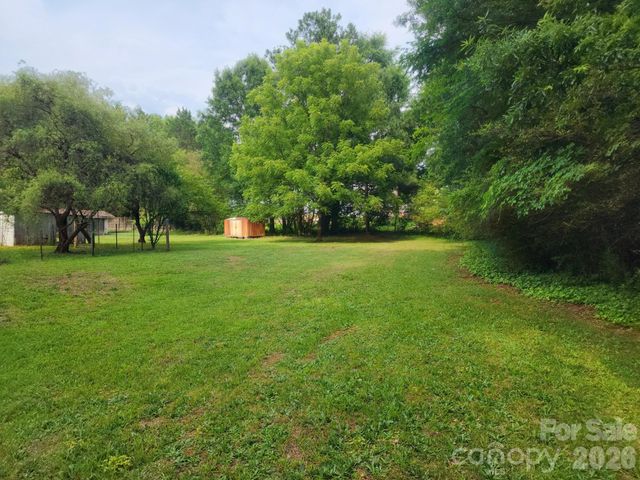 6400 Market Street, Charlotte, NC 28215