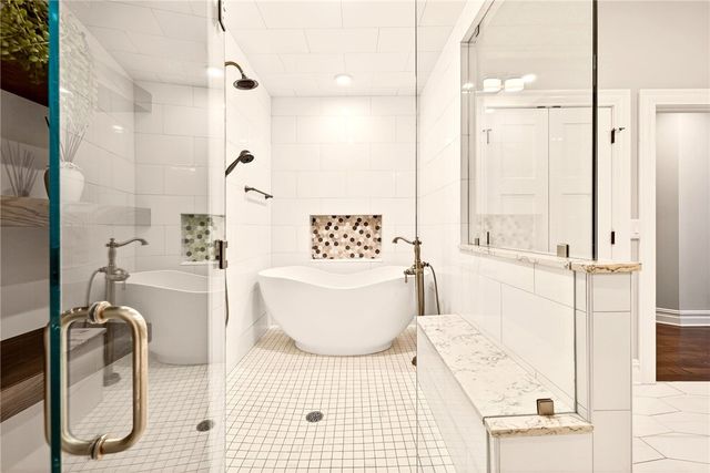 20 Greenpoint Trail, Pittsford, NY 14534