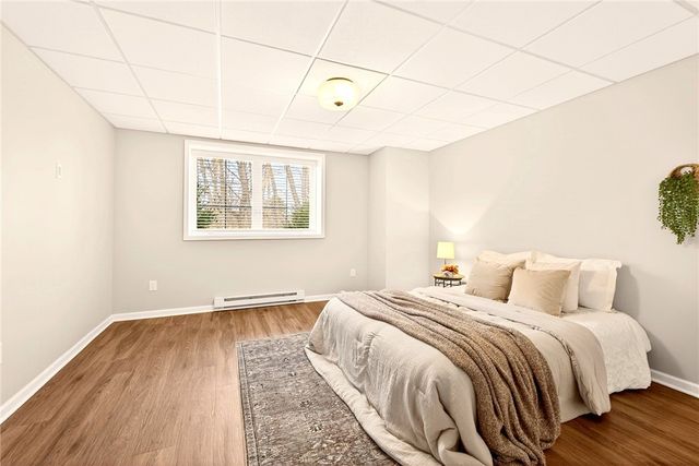 20 Greenpoint Trail, Pittsford, NY 14534