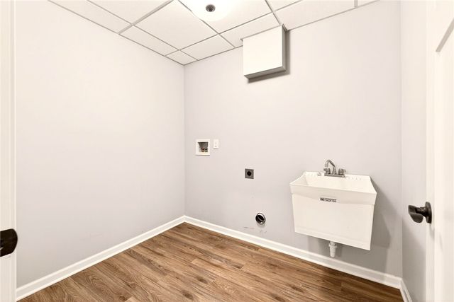 20 Greenpoint Trail, Pittsford, NY 14534