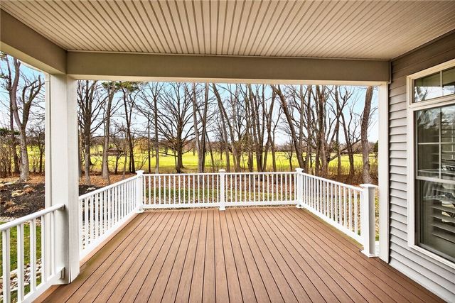 20 Greenpoint Trail, Pittsford, NY 14534