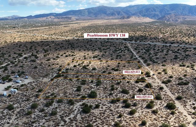 Duncan Road, Llano, CA 93544