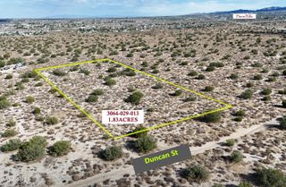 Duncan Road, Llano, CA 93544