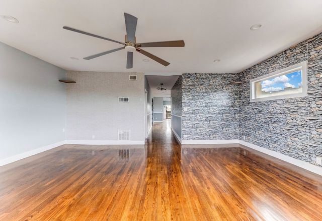 7759 S Constance Avenue, Chicago, IL 60649