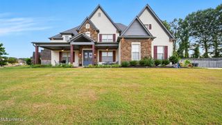 1717 W Keenlan Drive, Hernando, MS 38632