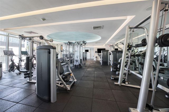 500 Brickell Ave 1400, Miami, FL 33131