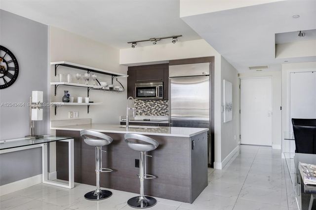 500 Brickell Ave 1400, Miami, FL 33131