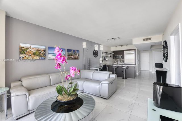 500 Brickell Ave 1400, Miami, FL 33131
