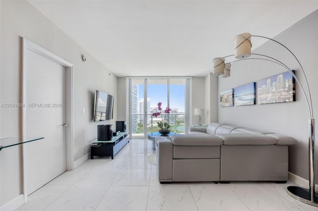 500 Brickell Ave 1400, Miami, FL 33131