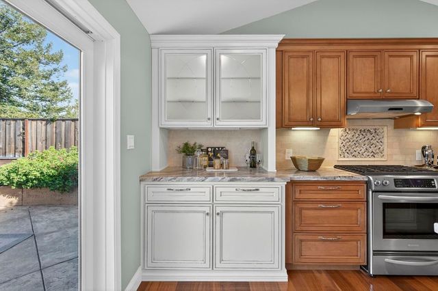 1625 Endriss Dr, Martinez, CA 94553